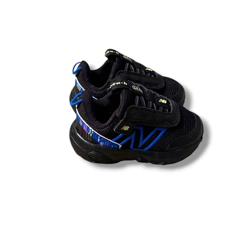New Balance New-B 1440 Infant Sneakers Size 2 Black Blue Hook Loop NEW